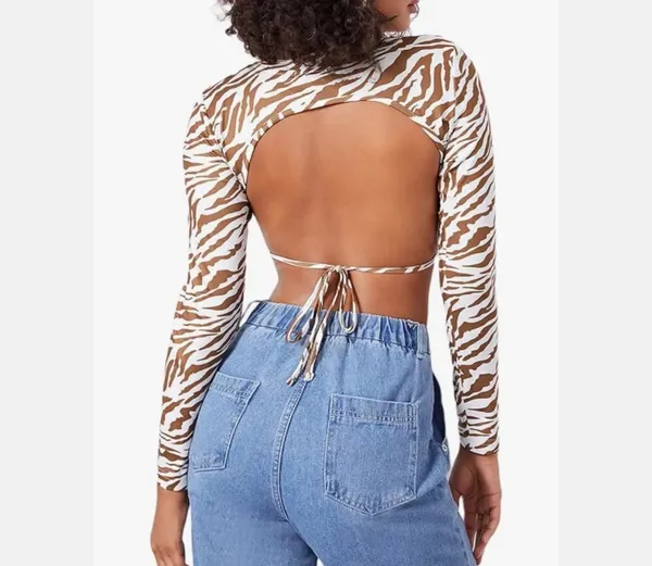 Amazon Sz XS Tiger / Animal Print Knit Crop Top Cut Out Back - Image 2