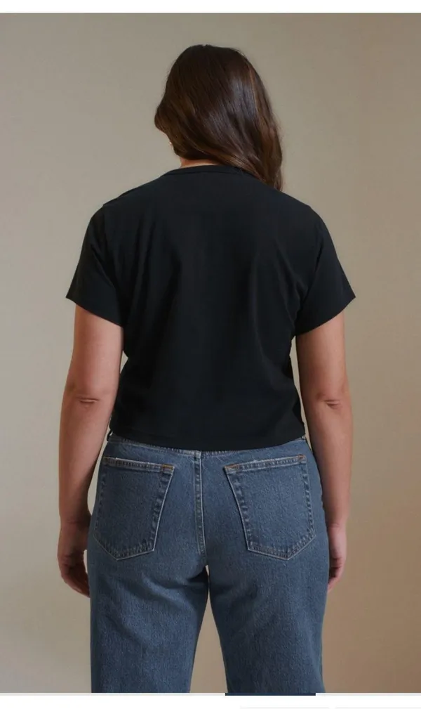 Abercrombie Essential Body-Slimming Tee - Image 2