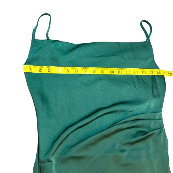 NWT - Lulus Bonafide Babe Emerald Satin Sleeveless Ruched Midi Dress!- Size S - Image 9