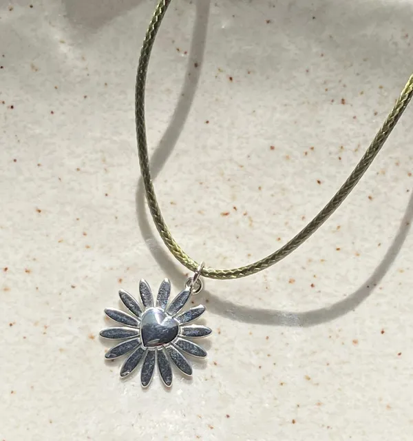 Handmade stainless steel sun heart flower boho retro vintage style necklace☀️🩵 - Image 6