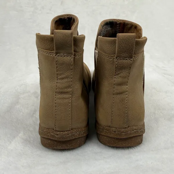 Baretraps Tan Chelsea Ankle Booties Faux Leather Round Toe Size 7M‎ BC0016702 - Image 5