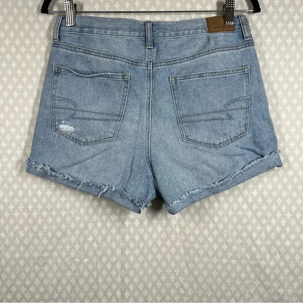 American Eagle Light Wash High Rise Mom Shorts‎ - Image 3