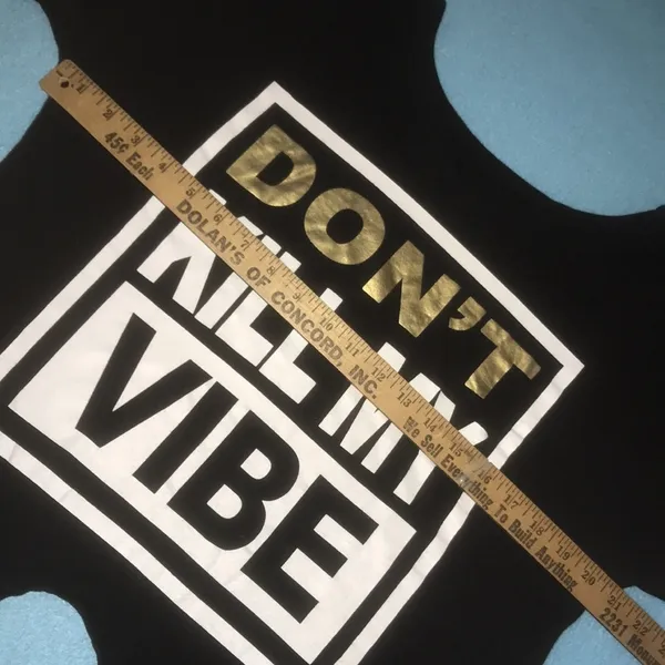 FREEZE crop top “Don’t Kill My Vibe” ties at bottom short sleeve T-shirt size M - Image 6