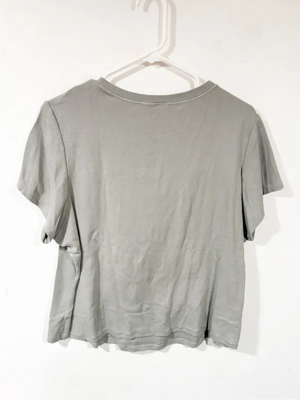 Skims Plus Size Grey Printed Spellout Short Sleeve Crewneck Tshirt Size 4X - Image 4