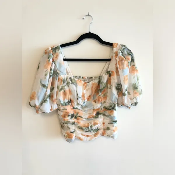 Abercrombie‎ & Fitch Floral Cropped Puff Sleeve Smocked Blouse Size M - Image 2