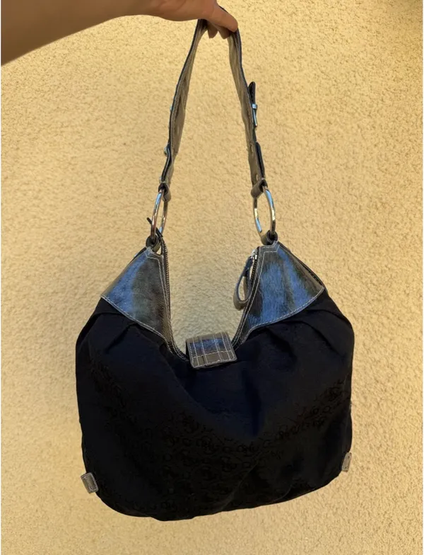 Y2K Guess Black Shoulder Bag Vintage - Image 3