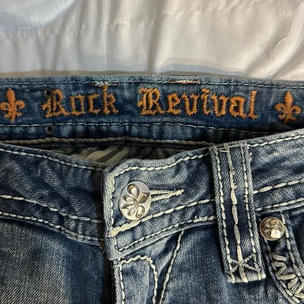 Rock Revival Jeans Abbie Bootcut Size 28. Inseam 33 inches - Image 9