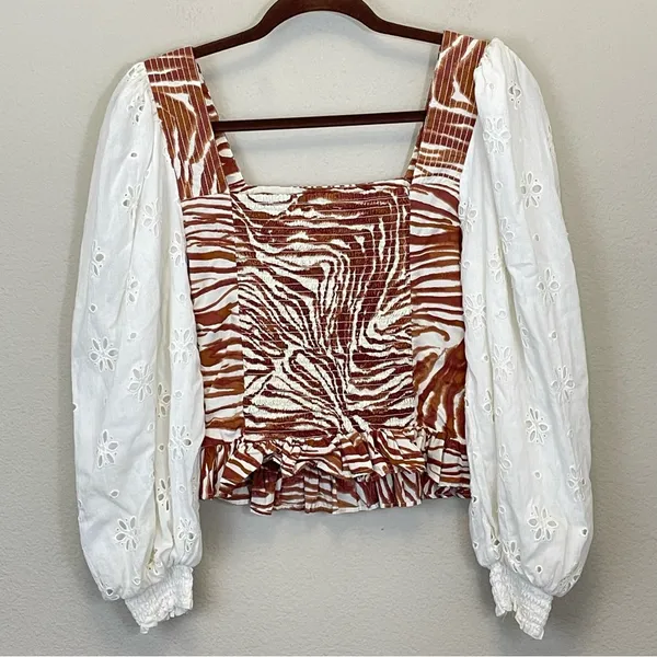 Love the Label by Anthropologie Zebra Long Sleeve Smocked Crop Top Size XS‎ - Image 10