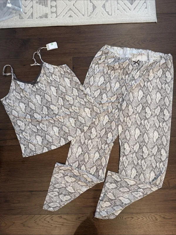 Primark Leopard Lace Cami Pajamas Size Medium NWT - C27-086 - Image 2