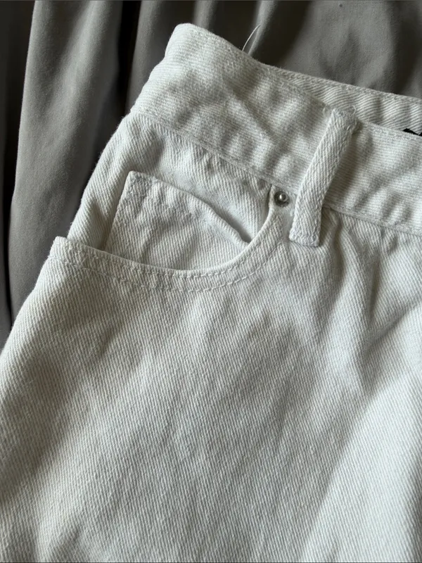 Harper White Denim Mini Skirt - Classic Casual - Image 3