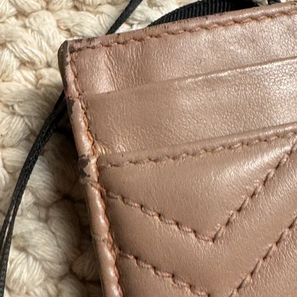 Gucci Taupe Leather Card Holder with GG Logo - Image 7