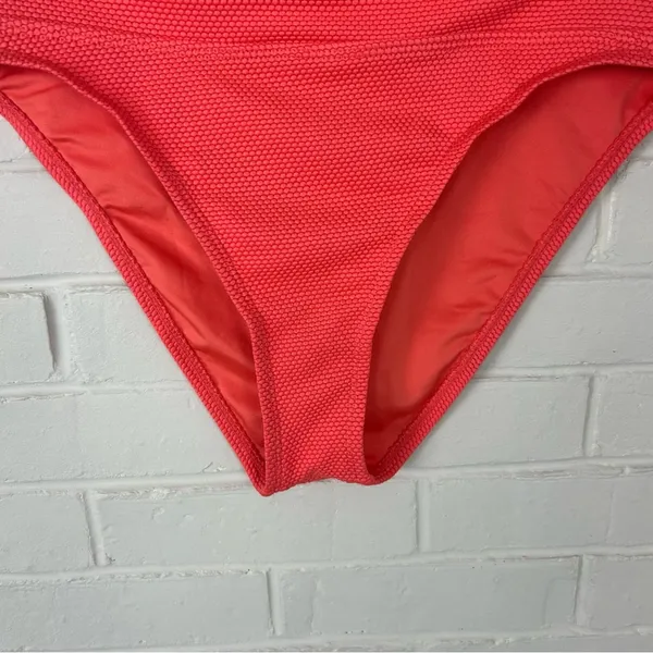 BCBG Textured High Waist Bikini Bottoms Size M Pink Size M - Image 4