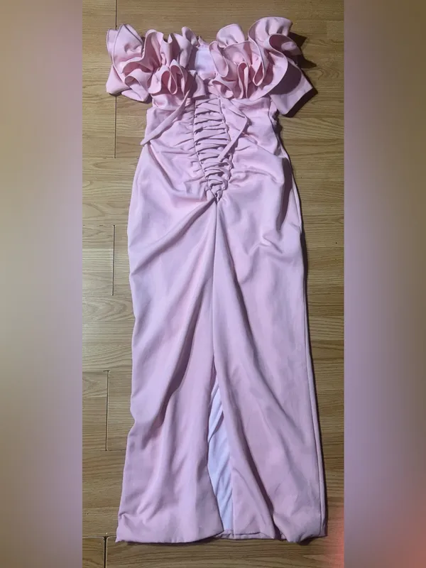Ladies 9/10 Gorgeous fitted Blush Pink Off-Shoulder Ruffle Evening Gown - Image 7
