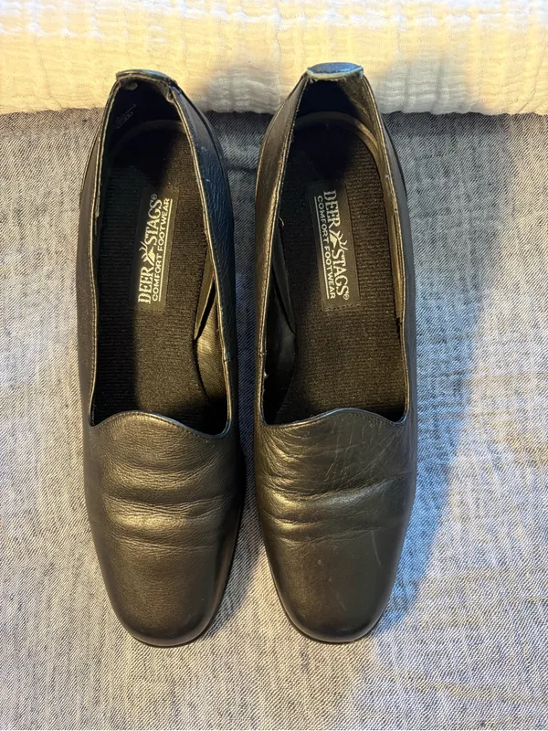 Deer Stags Black Slip-On Comfort Loafers Women’s size 7M - Image 2