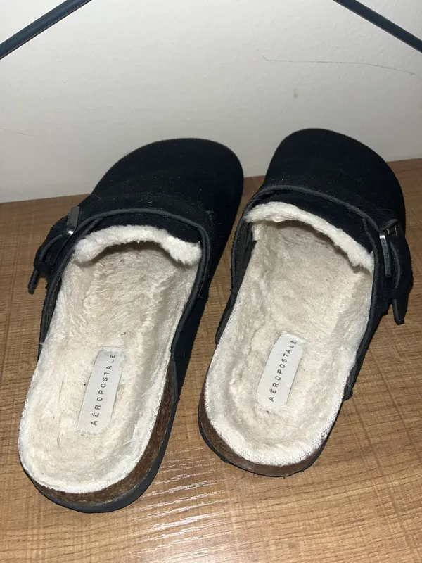 Aeropostale Black Clogs - Image 4