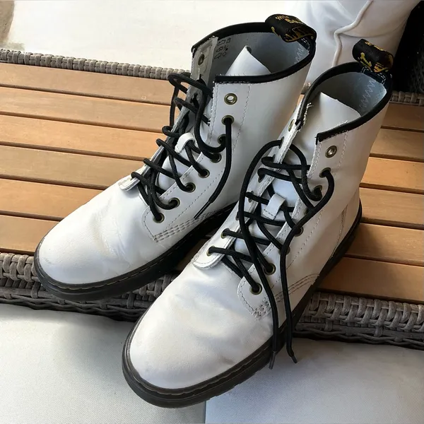 Dr. Martens leather boots UNISEX 🌟🌟 - Image 3