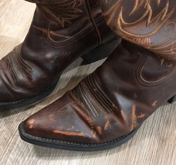Ariat Snip Toe Brown Leather Cowgirl Boots Scallop - Image 6