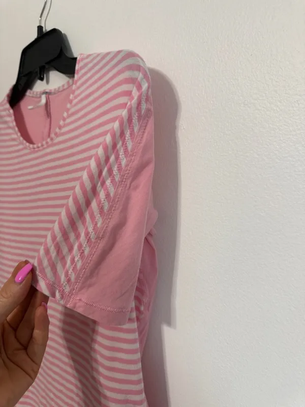 Lululemon Devotion Short Sleeve Tee
Classic Stripe White Pink Shell / Pink Shell - Image 11