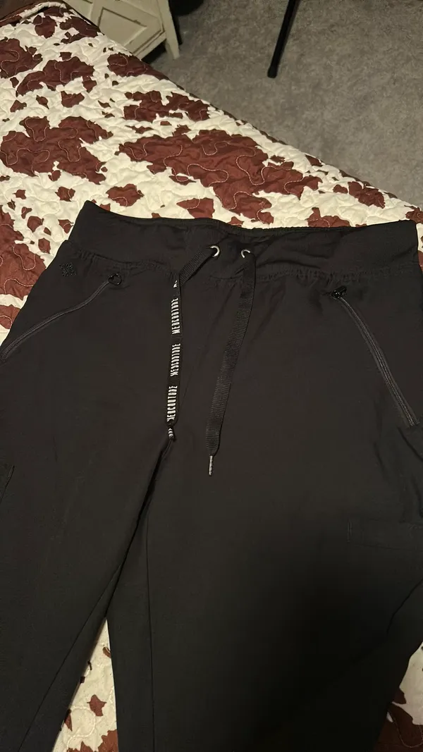 MedCouture Scrub Pants - Image 5