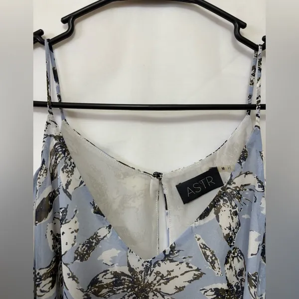 ASTR Blue Multicolor Floral Print Cold Shoulders‎ Bohemian Blouse Size Medium - Image 2