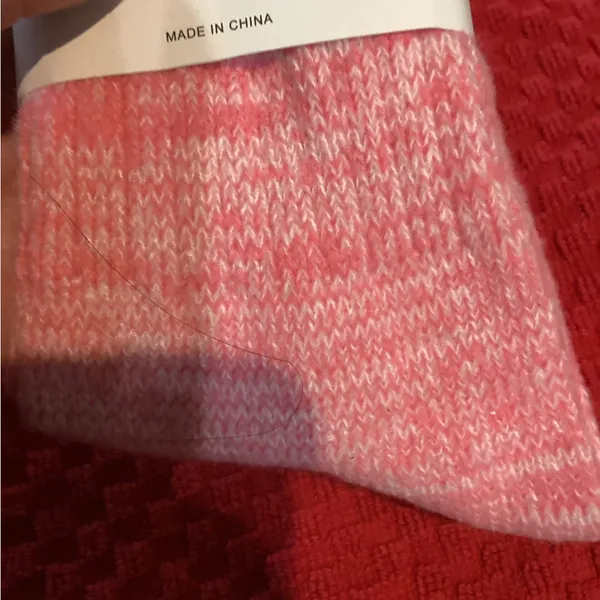 UGG Women's Light Pink Knit Socks - Image 3