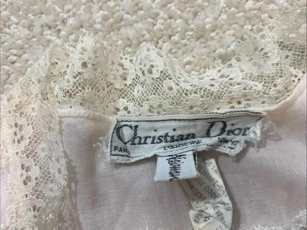 Vintage Christian Dior Lingerie Pink Lace Coquette Long Nightgown 70s 80s Size S - Image 9