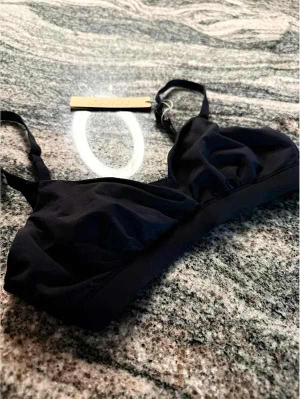 SKIMS Triangle Crossover Bra Onyx XS NWT - Image 3