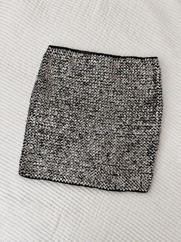 Anna-Kaci Sparkle & Shine Silver Sequin Mini Skirt Women’s Size M - Image 3