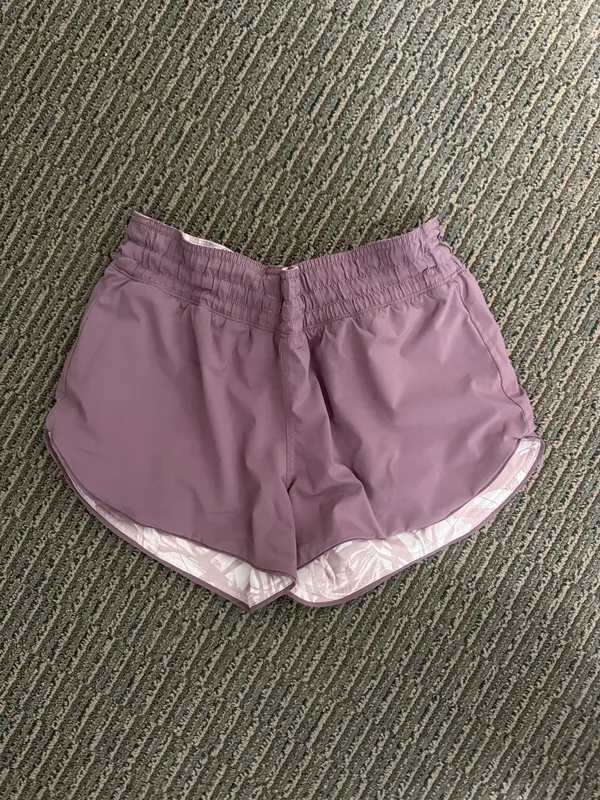 Lululemon Choose A Side Shorts - Image 2