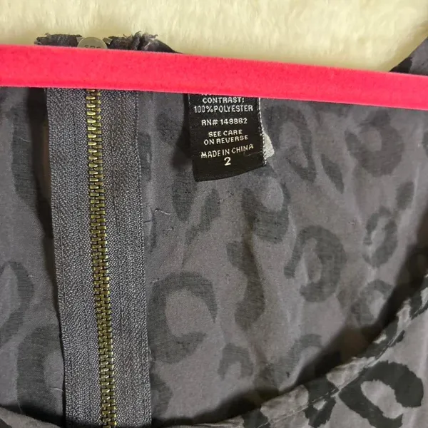 Torrid Leopard Print Babydoll Top Womens Plus Size‎ 2 2X Grey Black Frayed Hem - Image 2