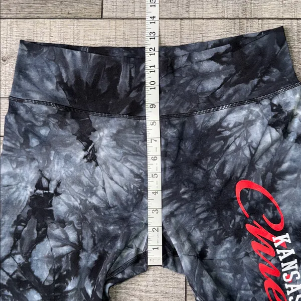 NFL Kansas City Chiefs Black Tie-Dye Leggings - Image 5