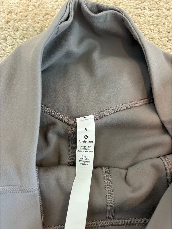 Lululemon joggers - Image 5