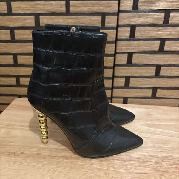 Lemon Drop By‎ Privileged Black Pointed Toe Boots Size 5.5 - Image 2