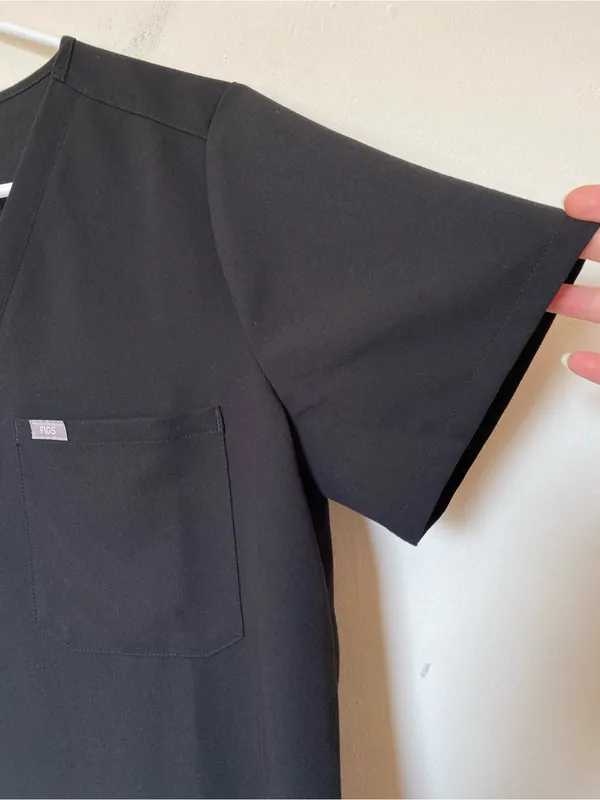 FIGS Catarina One Pocket V-Neck Scrub Top Black Sz Large - Image 7