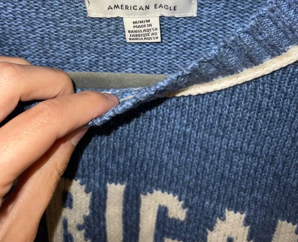 American Eagle Sweater - Image 3