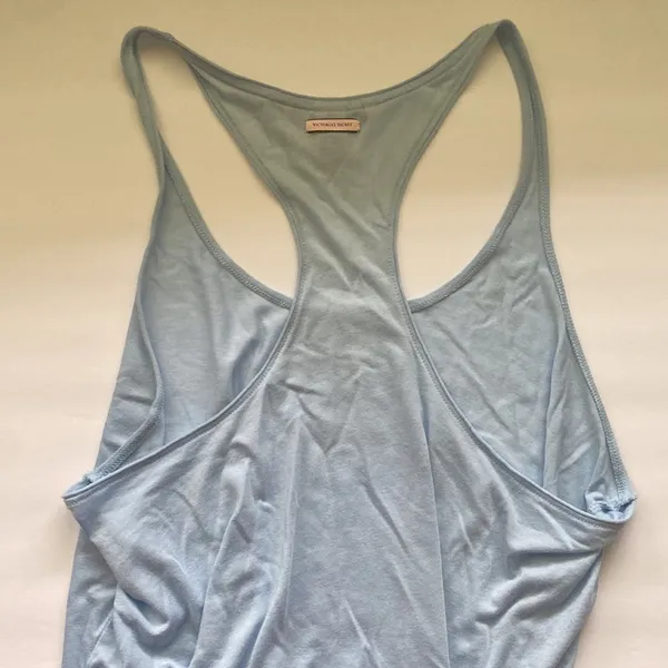 Victoria’s Secret light weight racer back lounge tank, size medium - Image 4