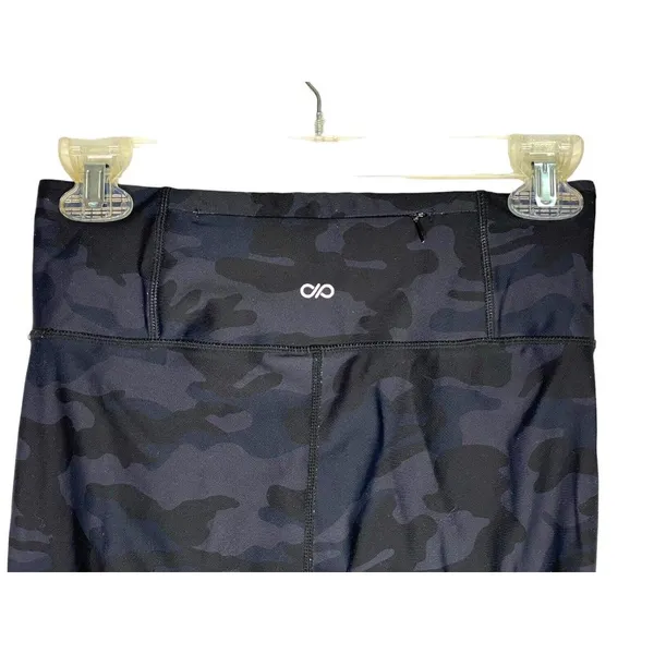 Infinite Performance Women's Mid Rise‎ Camo Legging Sz Small Multicolor - Image 4