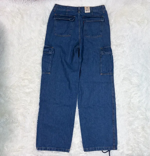 Levi's Baggy Cargo Jeans - Image 2