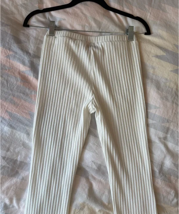 Edikted White Ribbed Flare Pants Small - Image 10
