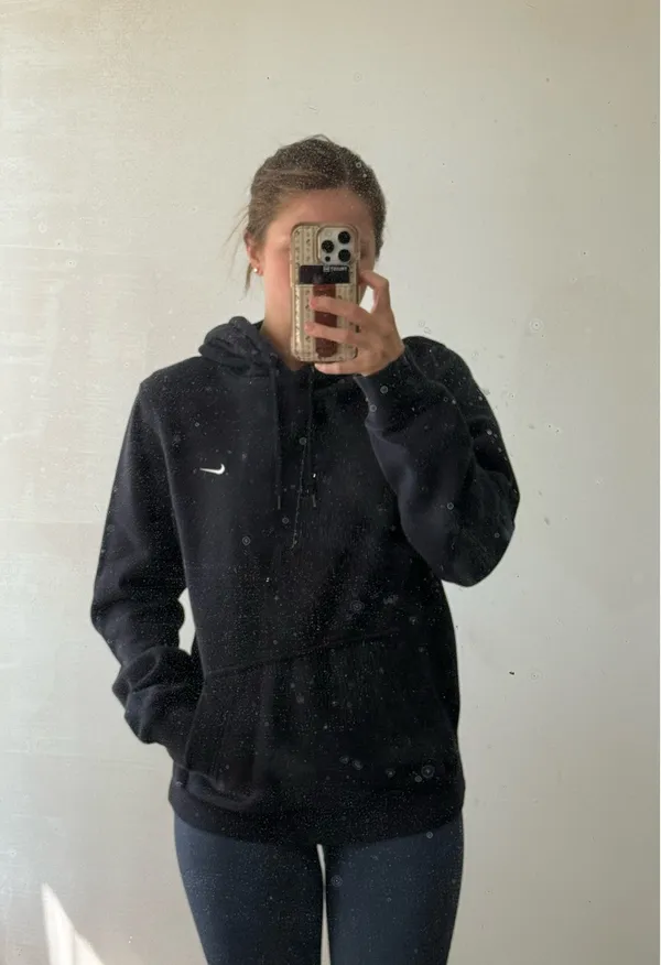 Nike Black Hoodie - Image 4