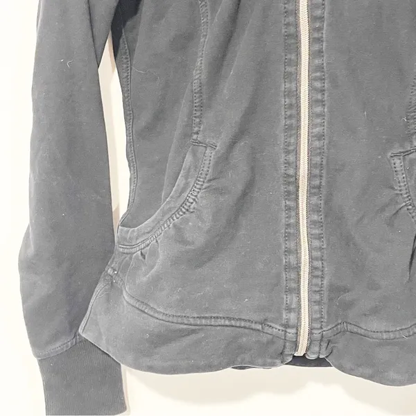 Lululemon Hoodie Womens Size 6 Solid Black Full Zip Jacket Thick Pockets Ruffle - Image 2