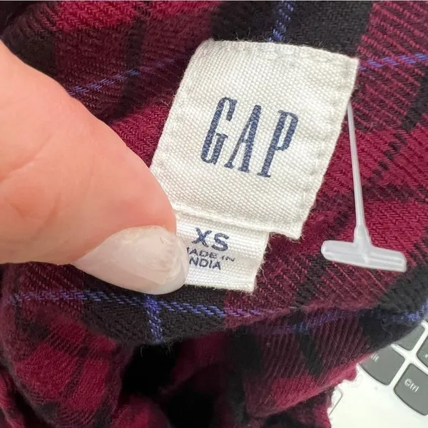 NEW Gap Women's XSMALL Red Plaid Puff Sleeve High Neck Blouse - Image 8
