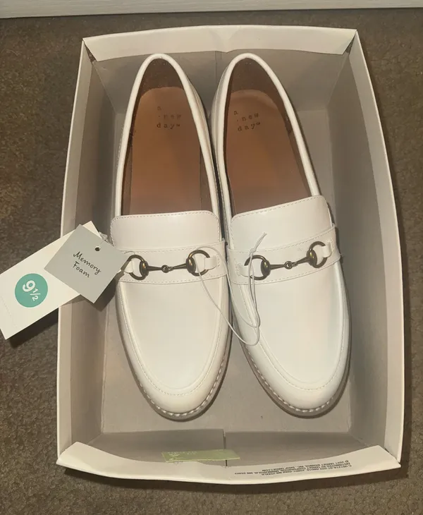 White target a new day loafers with gold chain accent nwt - Image 2