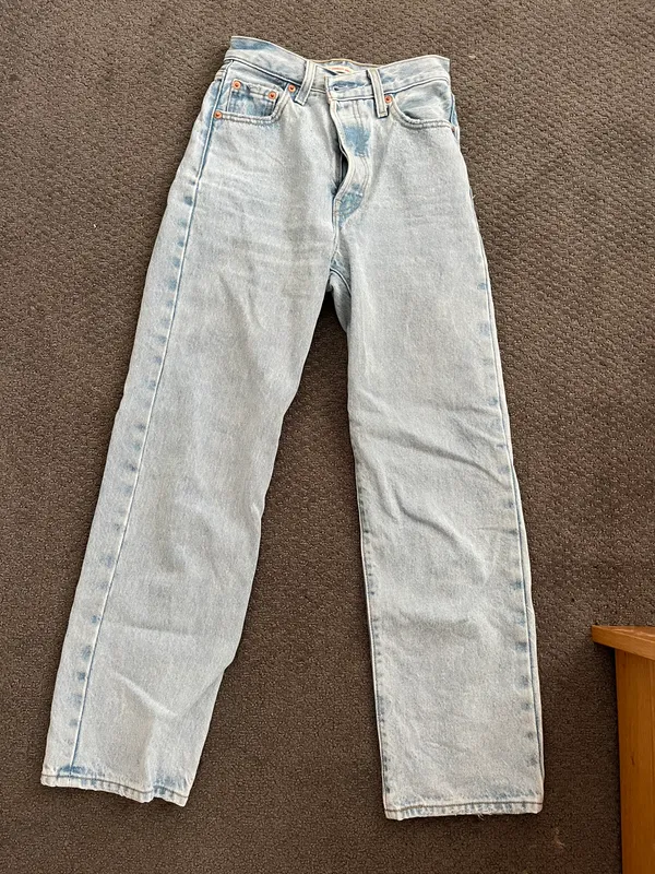 Levi’s Ribcage Straight Ankle Jeans - Image 4