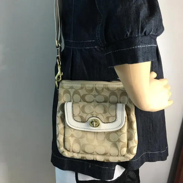 COACH Tan Cream Jacquard Fabric CrossBody Bag - Image 5