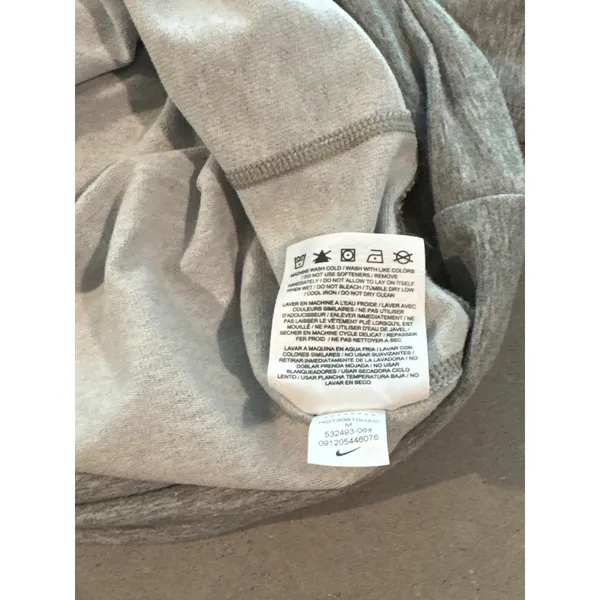 Nike Dri-FIT Gray Pullover Top Women's Medium Long‎ Sleeve Athletic Wear medium - Image 5