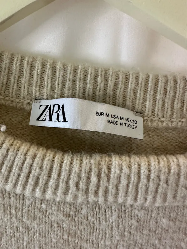Zara Women's Beige Knit Oversized Crew Long Sleeve Pullover Sweater Top Size M - Image 2
