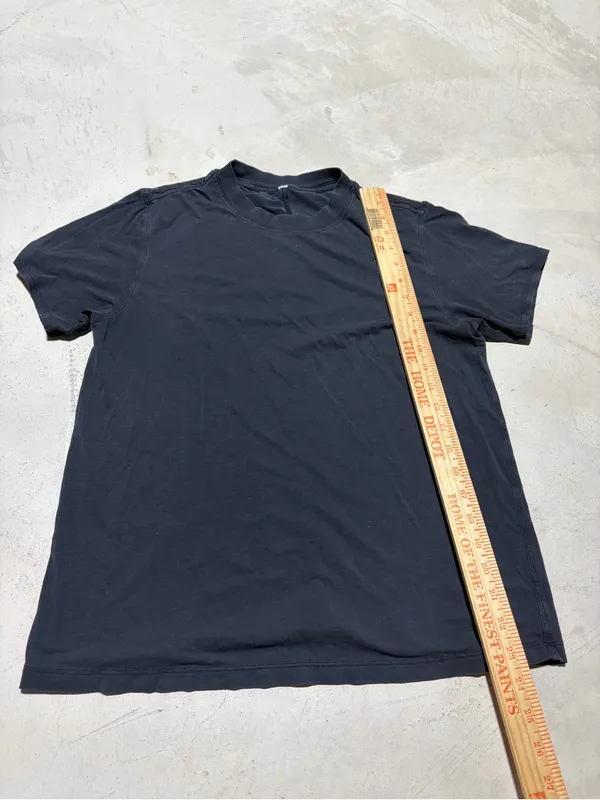 Lululemon Classic Crew Neck T-Shirt Black - Image 3