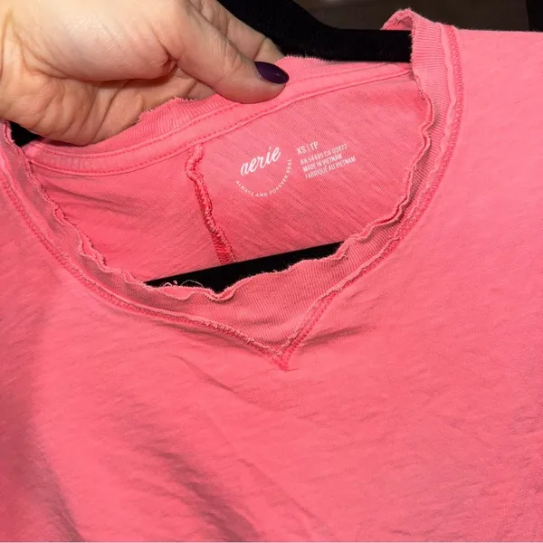 Aerie Summer House Slouchy Oversized T-Shirt cropped tee raglan tropadelic neon - Image 9