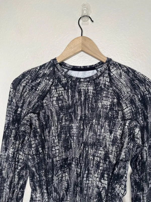 Lululemon Rulu Run Long sleeve pullover thumbhole sleeve 4 - Image 2